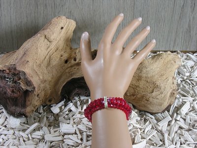 3 rijen facet geslepen kralen, elastisch, rood