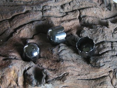 Eindkap, 10x10mm, black nickelkleur