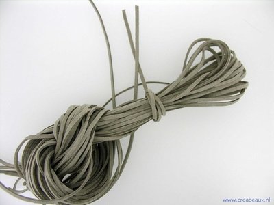 Veter imit. suede, 3mm, licht grijs