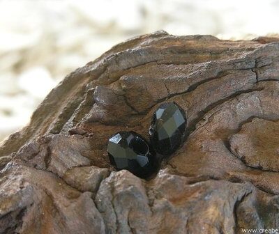 Pandora facet geslepen, 13x8mm, zwart